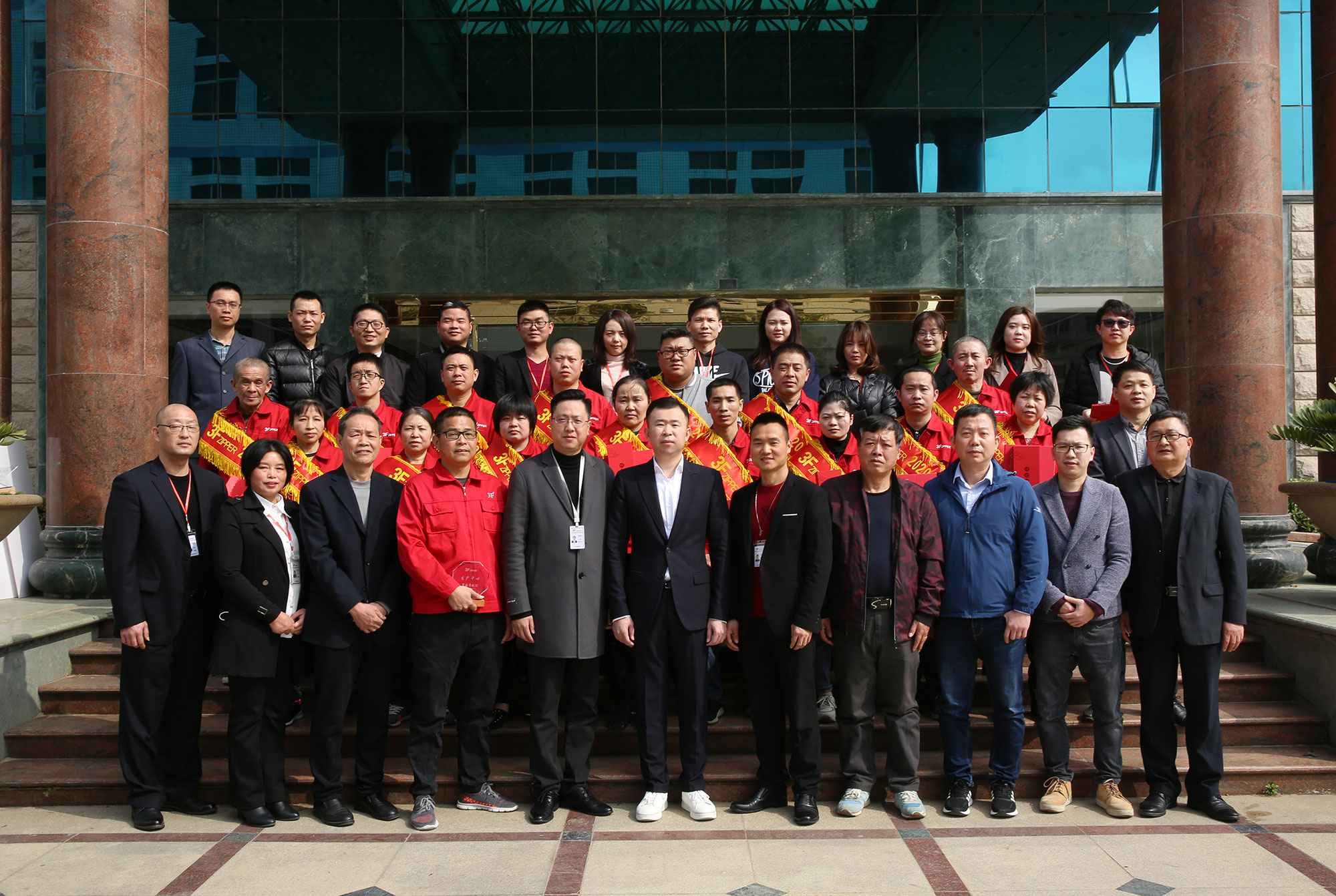 3F华体会网页版在线-华体会(中国)召开2020年度经营总结暨表彰大会